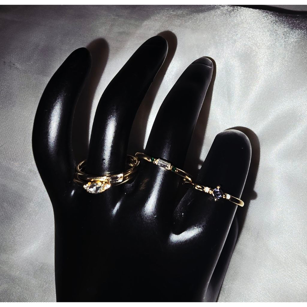Pretty Little Ring Set! - Picture 7 of 8